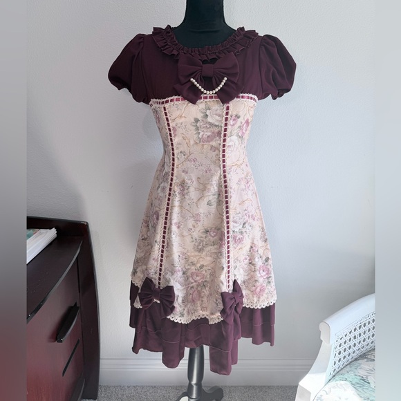 Bodyline Dresses & Skirts - Bodyline Classic Lolita Floral Dress w/ Removable Bow – Size M